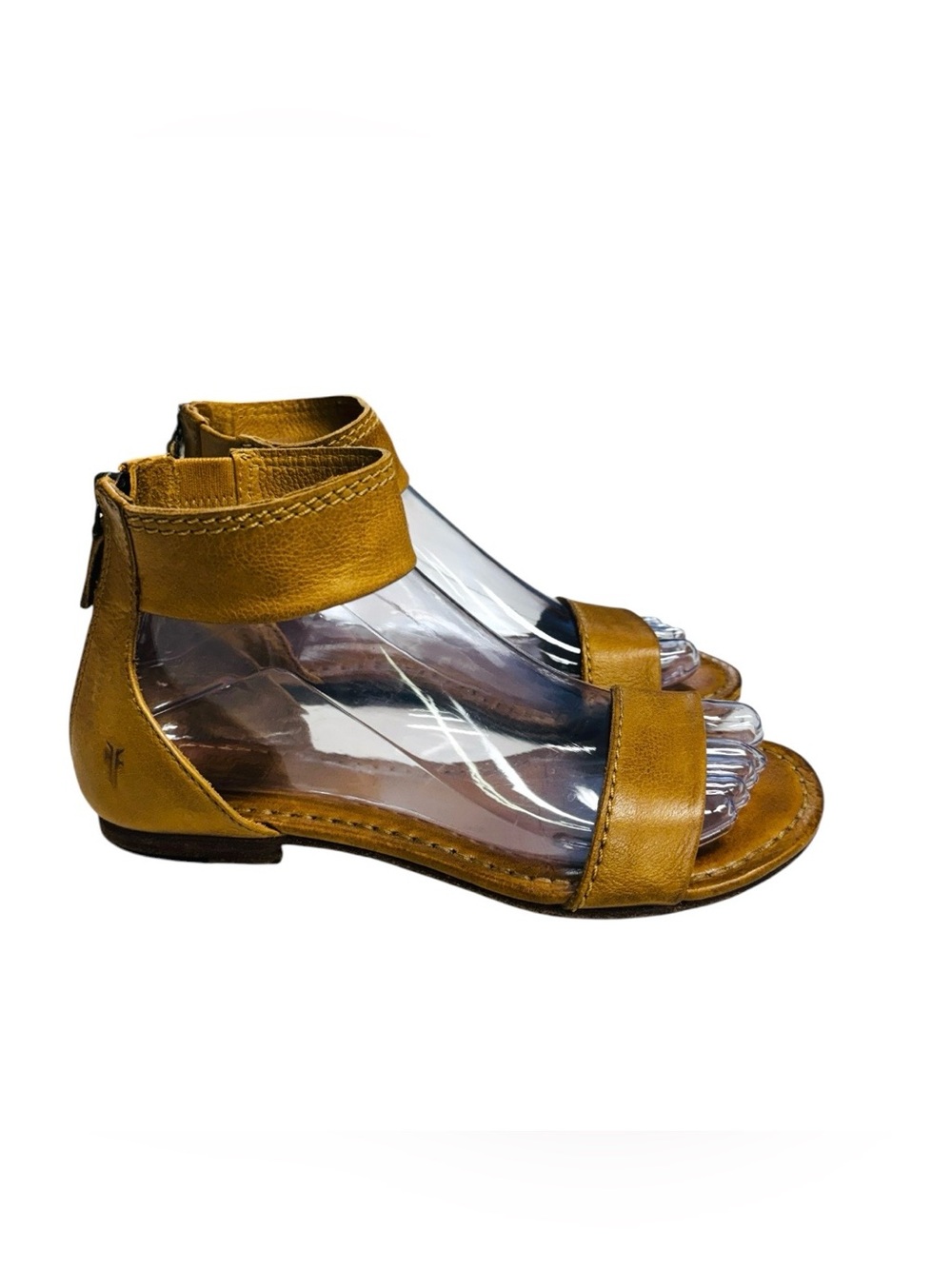Frye Carson Tan Women's Ankle-Strap Sandals Size 6.5M